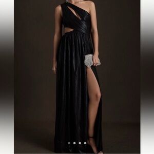 Retrofete Black One-Shoulder Gown